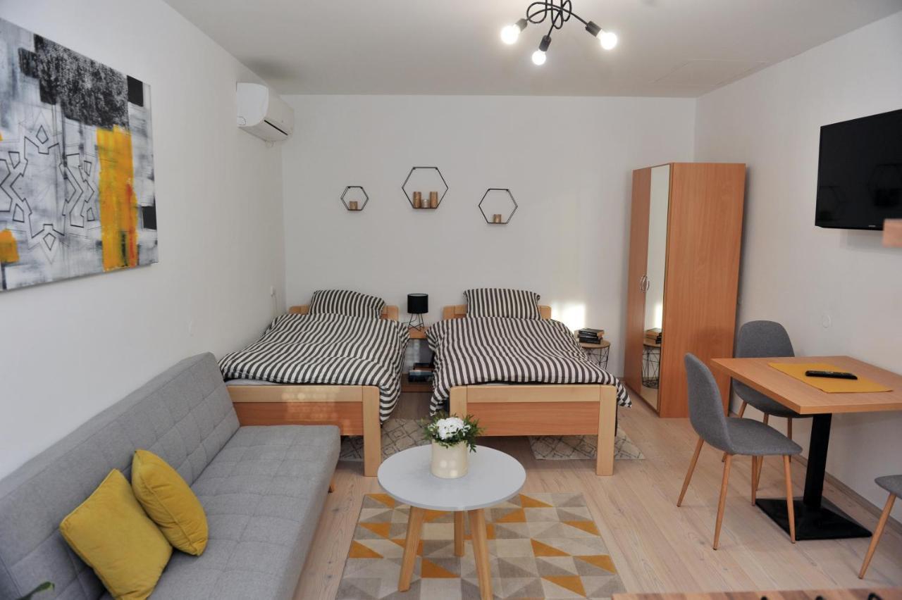 Studio apartman BandB Ðakovo Esterno foto